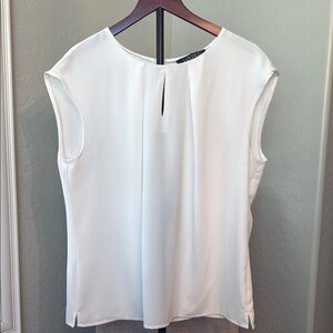 Elegant White Sleeveless Top